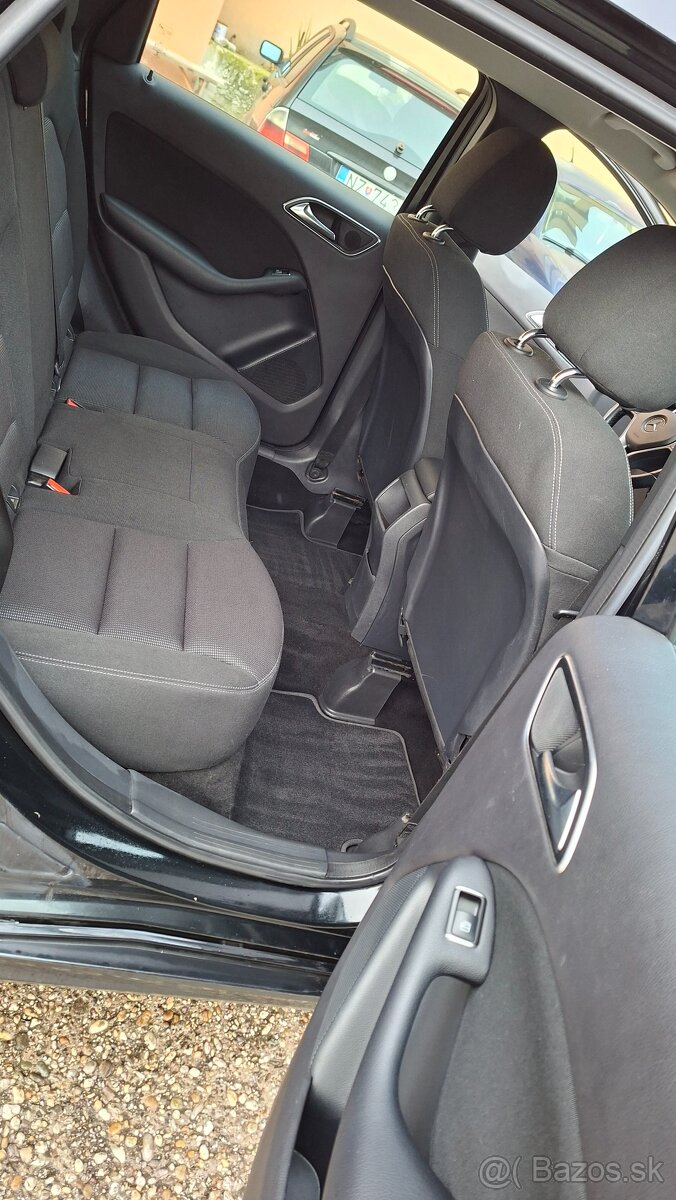 MERCEDES B 180 CDI - 13