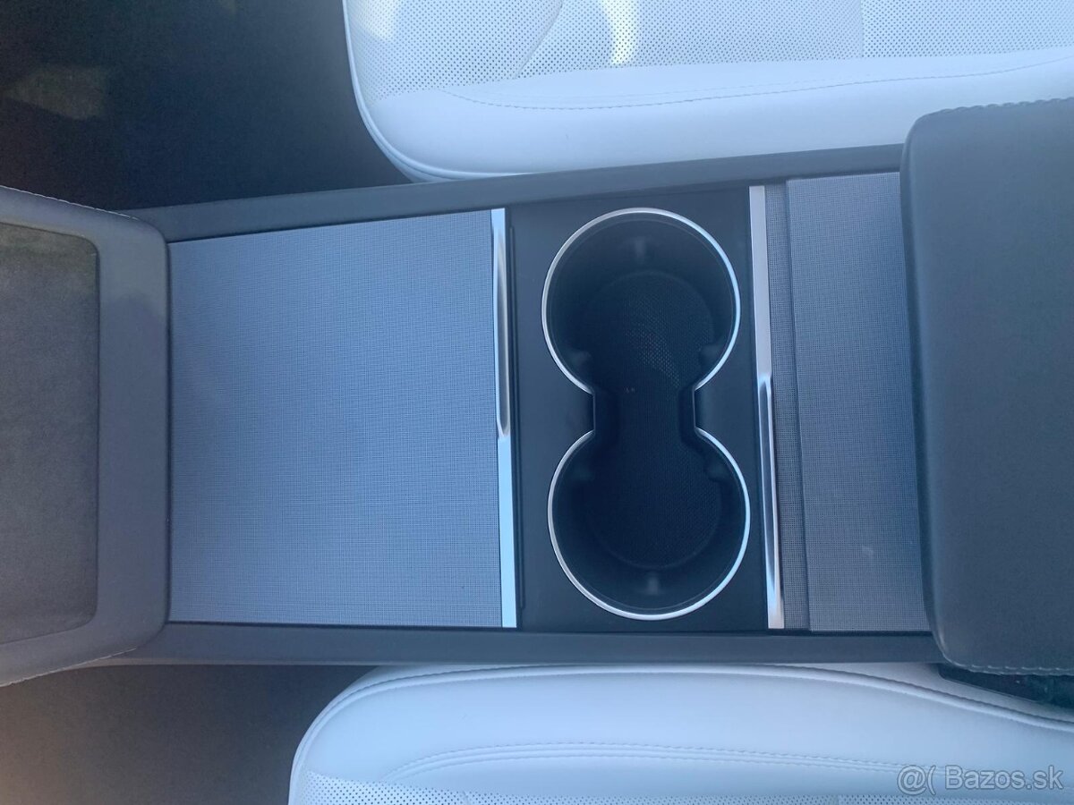 Tesla Model 3 LR AWD SoH 96 % / servis + 5 ročná záruka / - 13