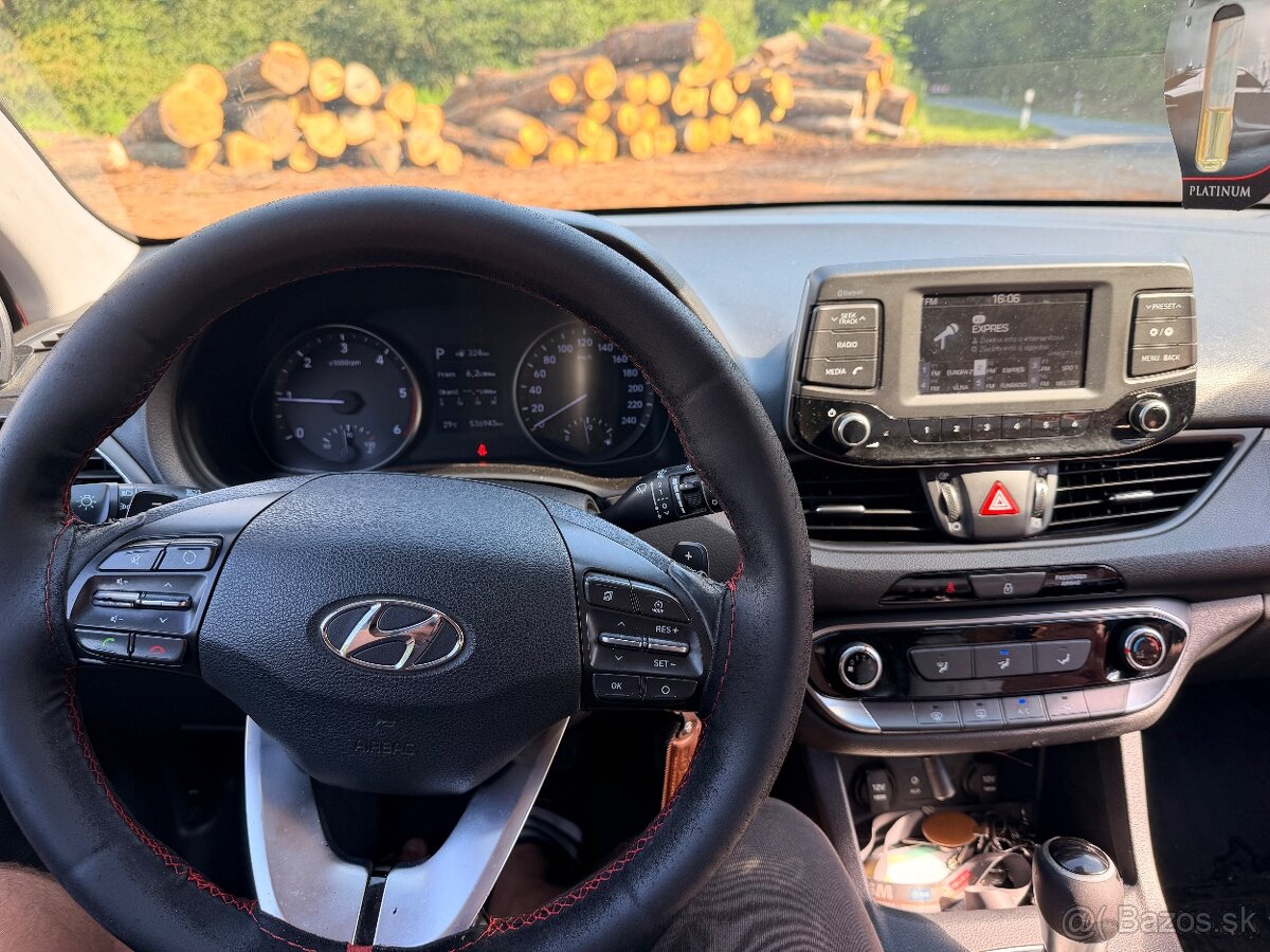Hyundai i30 2017 automat - 13