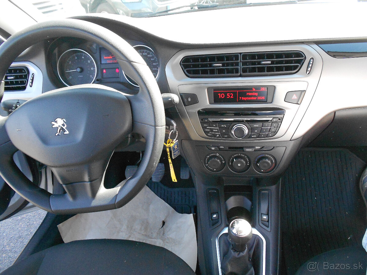 Peugeot 301 1,2i 2019 - 13