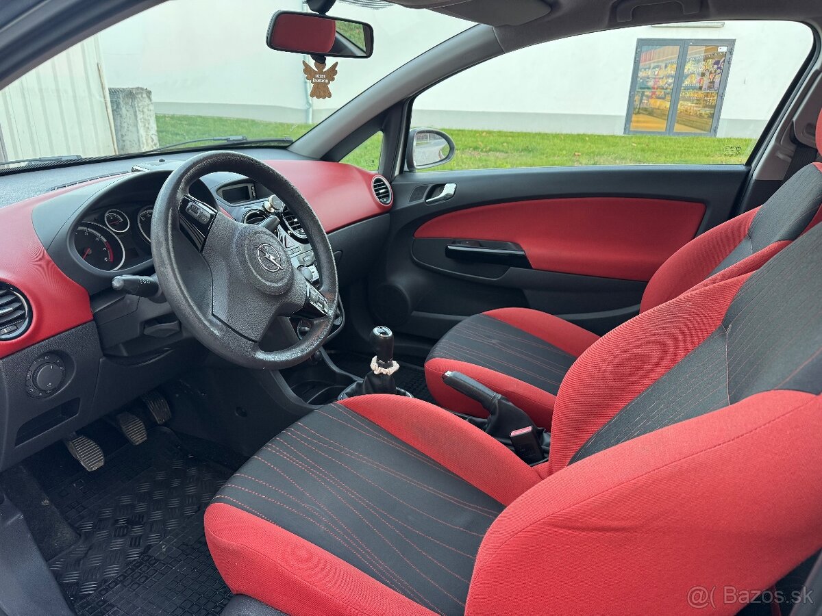 Opel Corsa OPC line 1.2i benzin 59kw ECOTEC - 13