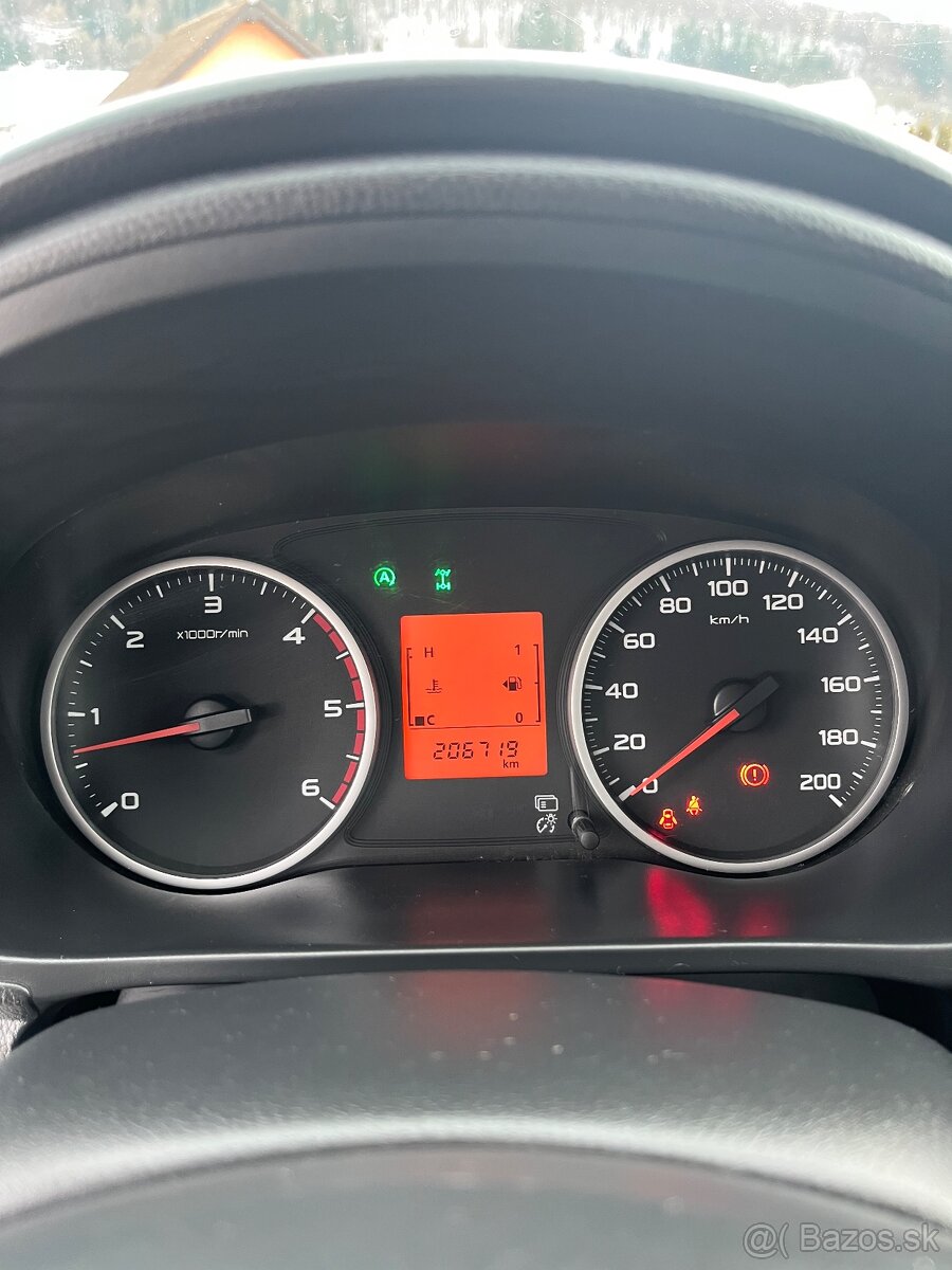 Predám Mitsubishi L200 2016 - 13