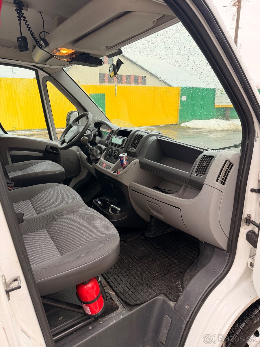 Odtahovka Peugeot Boxer 3.0 hdi - 13