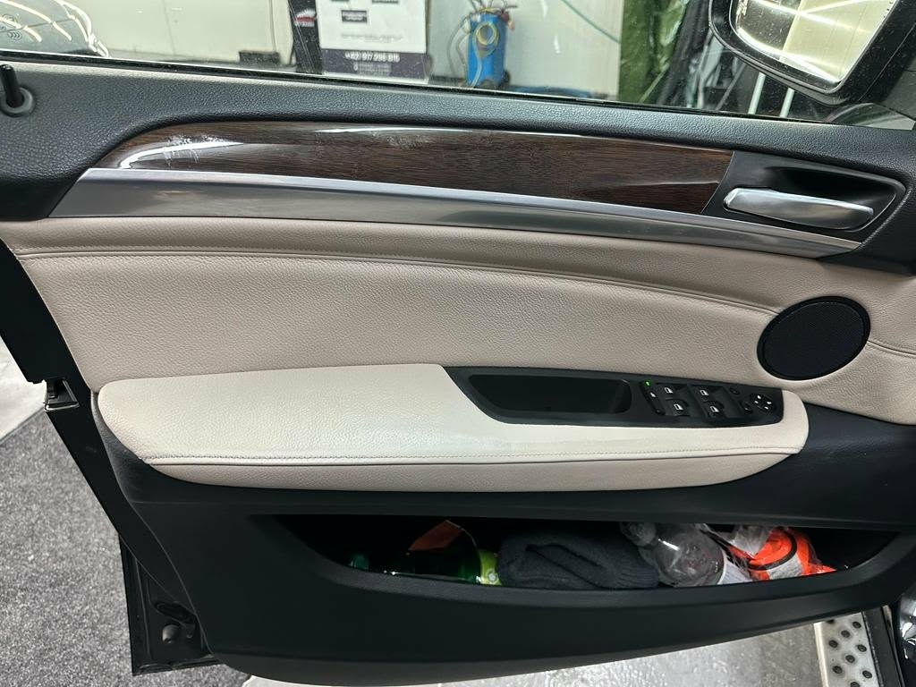 BMW x6 e71 3.5 d 210 kw top stav - 13