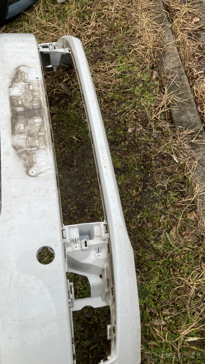 Predni naraznik skoda rapid bily - 13