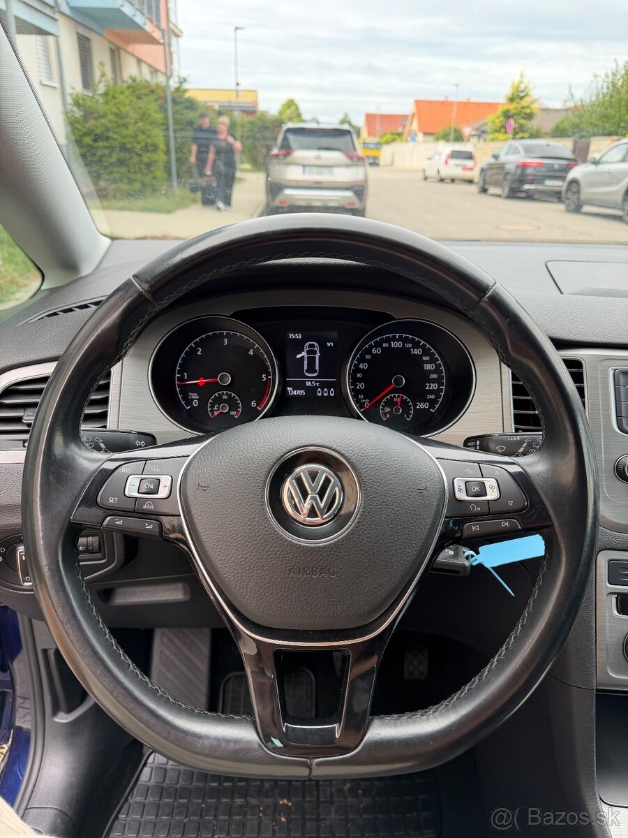Volkswagen Golf Sportvan - 13