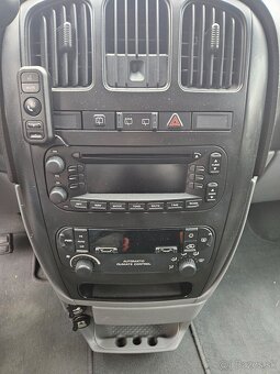 Chrysler Voyager 2.8CRDI - 13