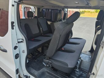 Opel Vivaro Bus 1.6 biturbo 103KW - 13