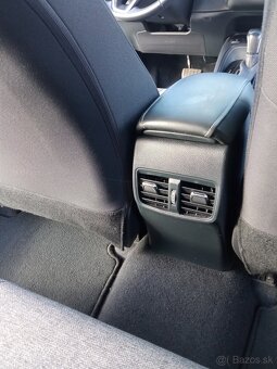 Toyota Corolla Combi 2.0 Hybrid Trek e-CVT - 13