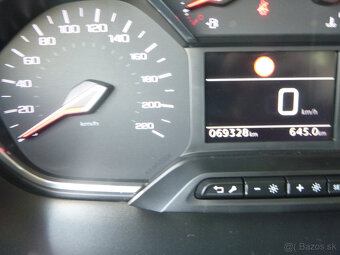 Peugeot Rifter 1,2T 110Ps  2019 69328KM AKCIA - 13