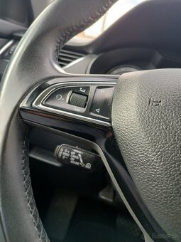 Škoda octavia combi 2,0 Tdi 110kw 6st dsg - 13