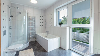 Exkluzívne na PREDAJ: Priestranný 4-podlažný rodinný dom (18 - 13