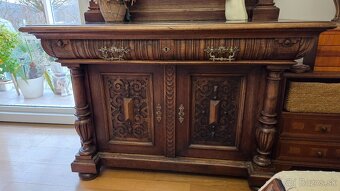 Starožitná jedáleň - 13