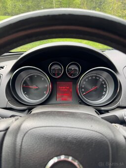 Opel Insignia 2.0 CDTI 130k Cosmo - 13