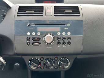 Suzuki Swift 1.3 16V benzín manuál - 13