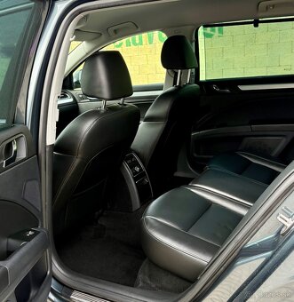 ŠKODA SUPERB 2.0 TDI 103KW DSG XENON VÝHREV KOŽA - 13