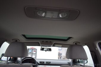 Volkswagen Passat 2,0 TDi,DSG,Xenony,PARROT,šíbr - 13