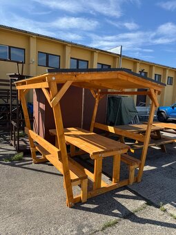 Masívne sedenie kryté, altanok - 13