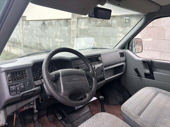 Volkswagen Caravelle T4 - 13