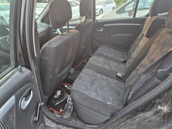 Dacia sandero - 13