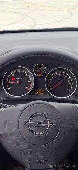 Predám Opel Zafira 1.9 CDTI 7miest - 13