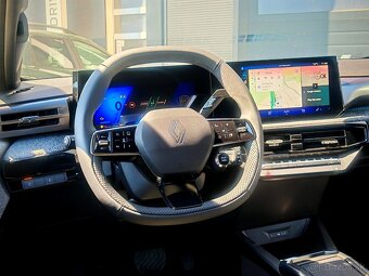 Renault Clio techno full hybrid E-Tech 160 - 13