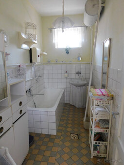 Na predaj rodinný dom s pozemkom -Hradište pod Vrátnom. - 13