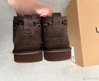 Ugg Classic ultra mini Caspian, pc 190€ - 13