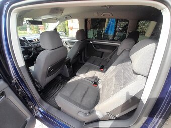 VW Touran 1.9TDi DSG - 13