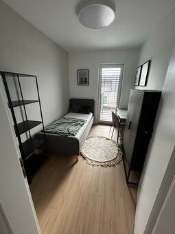 Zariadený 4 izbový byt v novostavbe - 13