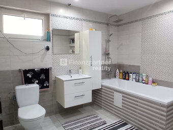 Exkluzívne na predaj rodinný dom v obci Nacina Ves - 13