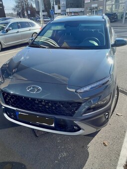 Hyundai Kona 1.0 T-GDi Family A/T automat 88kw - 13