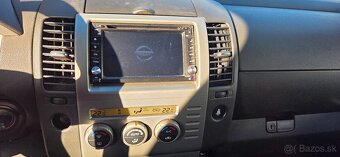 Nissan Pathfinder 2.5 dCi 4x4 - 13