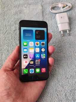 Apple iphone SE 2020 64GB Black - 13