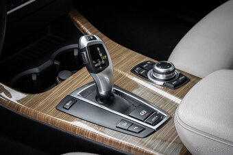 BMW X3 xDrive20d A/T - 13