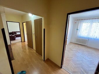 3 izbový byt centrum Handlovej - 13