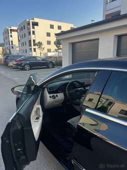 Volkswagen Passat CC - 13