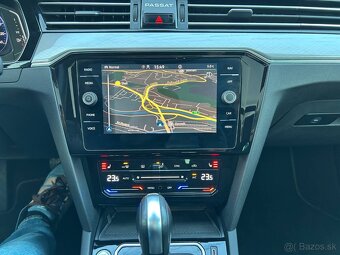 Volkswagen Passat Variant 2.0 TDI EVO Elegance DSG - 13