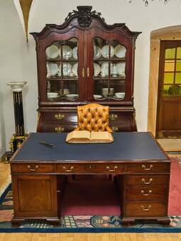 Veľký anglický písací stôl. Obojstranný - 13