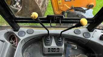 Terex 820 traktorbager - 13