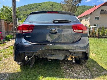 KIA Rio 1.2 benzin 2018 100tisic km 1. Majiteľ SR POJAZDNÉ - 13