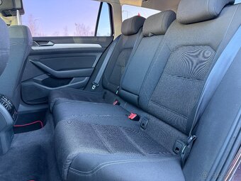 Volkswagen Passat Variant 2.0 TDI BMT Highline DSG - 13