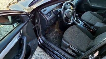 Škoda Octavia Combi 1.6 TDI 110k Active DSG - 13