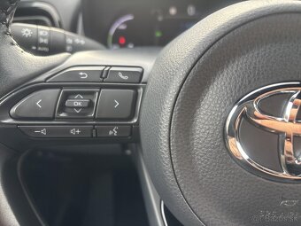 Toyota Yaris Cross Adventure automat 4x4, záruka 12 mesiacov - 13