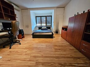 5-izb.rodinný dom priamo v Senci s garážou - 13