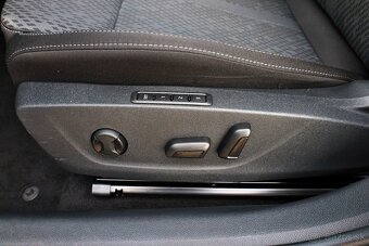Octavia Combi 2.0 TDi First Edition rok 2021 - 13