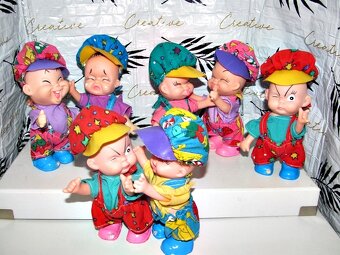 Retro sběratelské malé panenky šklebíci parta 7 rošťáků - 13