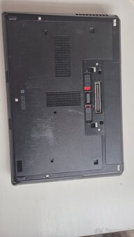 Predam Notebook HP ProBook 6460b + dokovacia stanica - 13