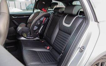 Škoda Octavia Combi 2.0 TDI RS - 13