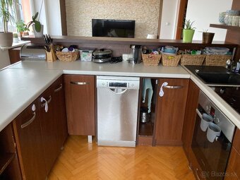 Prenajmem priestranný 3i byt v super lokalite - 13
